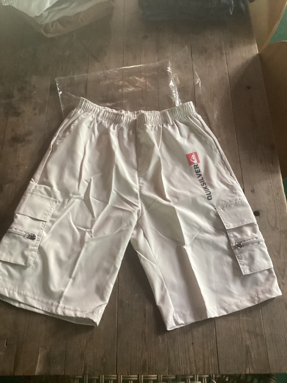 Quicksilver cargo shorts cream xxl